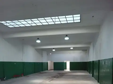 Excelente galpon para deposito en San Martin