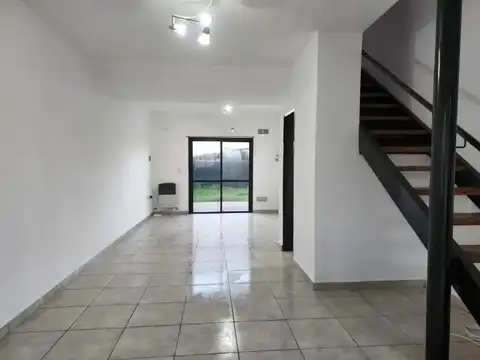 Casa en Alquiler en Moreno, $ 700.000