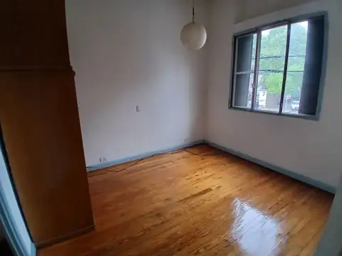 Depto Tipo Casa en Alquiler de 2 ambientes