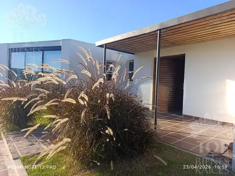 CASA  EN UNA PLANTA