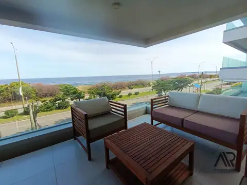 Punta del Este, playa mansa Departamento de Maldonado, 100