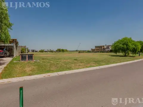 José Hernández al 6400