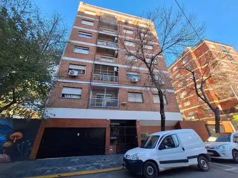 Rivadavia 3670 , Piso 1