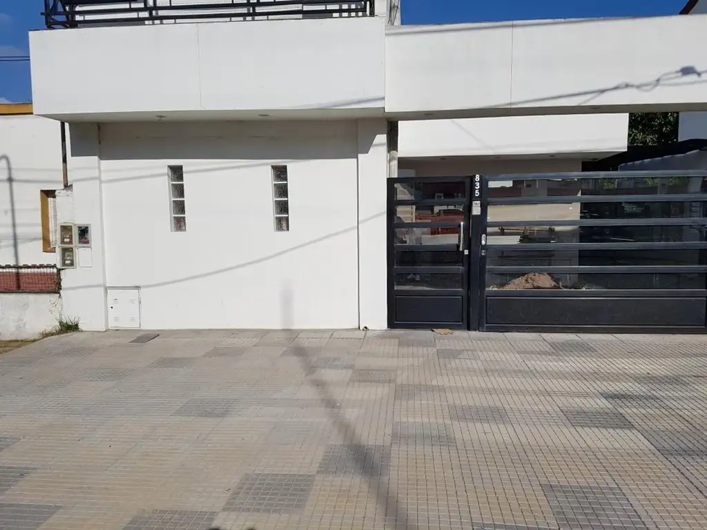 Aristobulo Del Valle 800