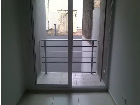 DPTO ALTA CÓRDOBA, 1 DORMITORIO CON BALCON, AUM SEMESTRAL