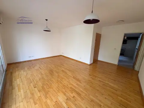 Semipiso 3 amb Categoria. Balcon terraza. Edif. con piscina.