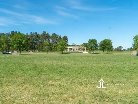 Terreno en Venta en Las Calandrias, USD 28.000