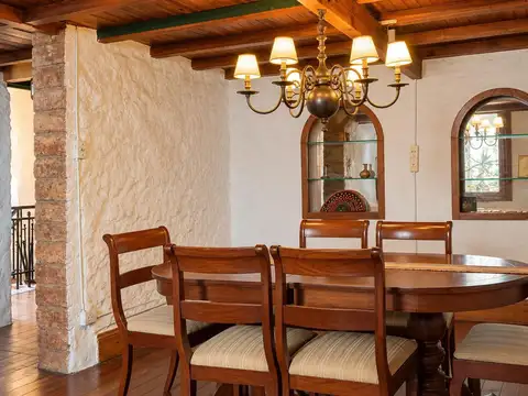 Depto Tipo Casa 4 ambientes con 1 baño