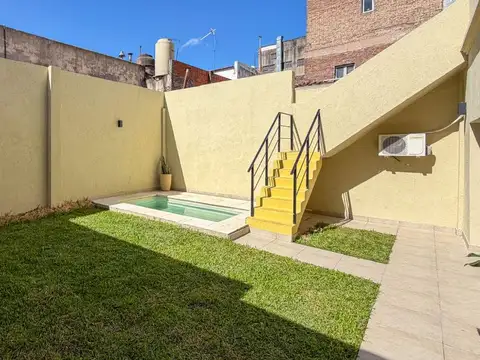 Depto Tipo Casa en Venta 71 años