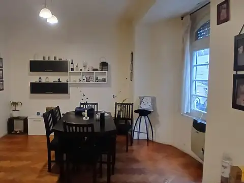 Depto Tipo Casa en Venta de 7 ambientes