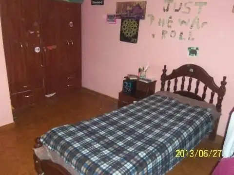 Casa en Venta en Quilmes Oeste, USD 120.000