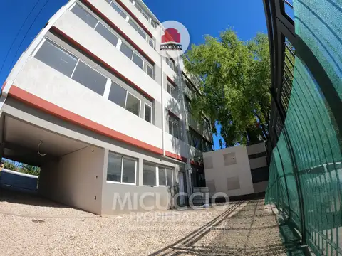 Departamento en Alquiler con 1 cocheras