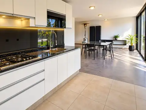 Casa en Alquiler en San Isidro, USD 3.000