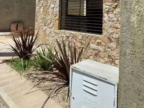 Elpidio González 5100