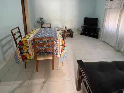 Casa en Venta con 5 cocheras