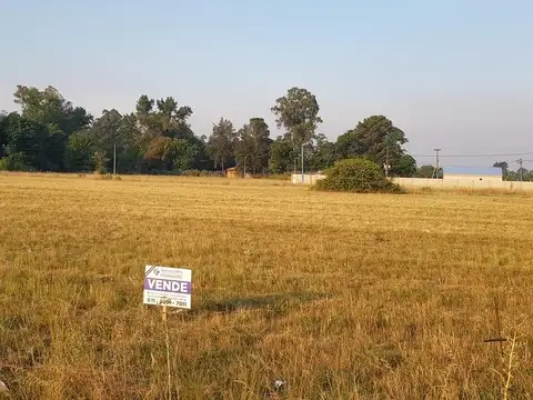 Terrenos en pesos - Arroyo De La Cruz