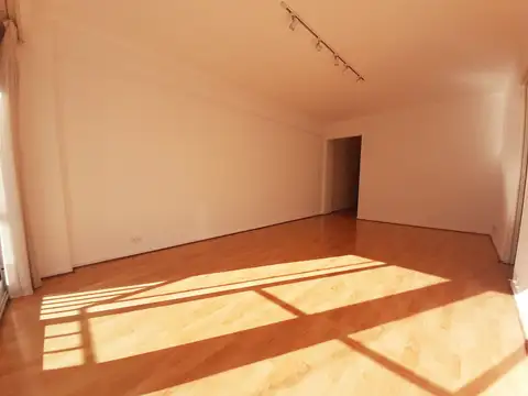 Departamento en Alquiler de 4 ambientes