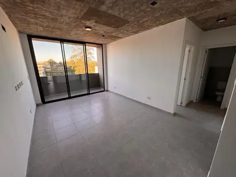 Departamento en Alquiler en Jose Clemente Paz, $ 620.000