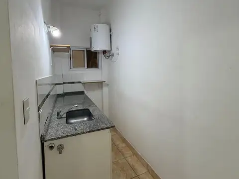 Departamento en Alquiler en El Palomar, $ 450.000