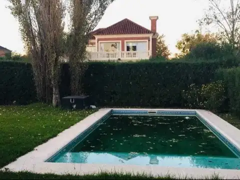 LOS JAZMINES PILAR DEL ESTE 100