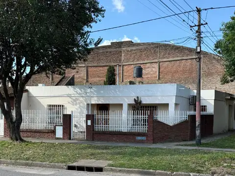 Casa en Villa Gobernador Galvez