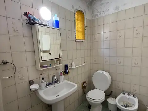 Casa 2 ambientes con 1 baño