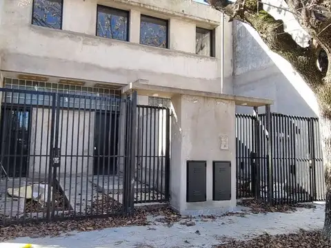 VENTA DUPLEX 3 AMB MINIMALISTA MUÑIZ A ESTRENAR
