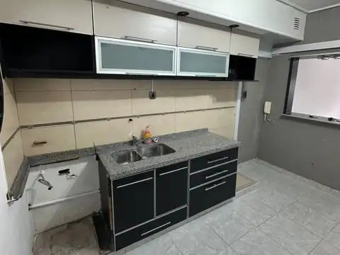 Casa en Alquiler con 1 cochera