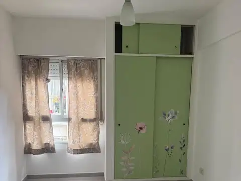 Departamento en Alquiler en Abasto, $ 400.000