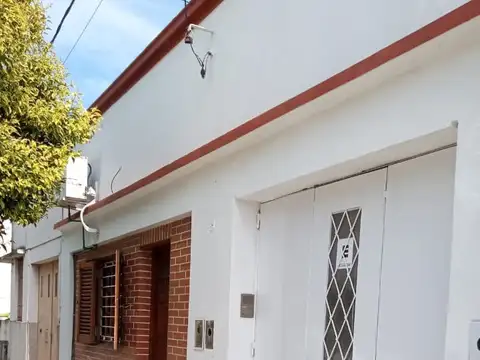 Depto Tipo Casa en Venta en Parque Saavedra, USD 115.000