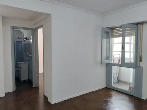 Depto Tipo Casa en Alquiler 40 años