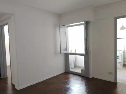 Depto Tipo Casa 2 ambientes con 1 baño