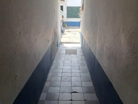 Depto Tipo Casa 2 ambientes con 1 baño