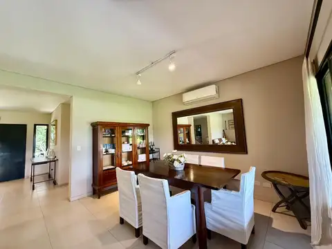 San Francisco Club De Campo, Manzanares, Pilar