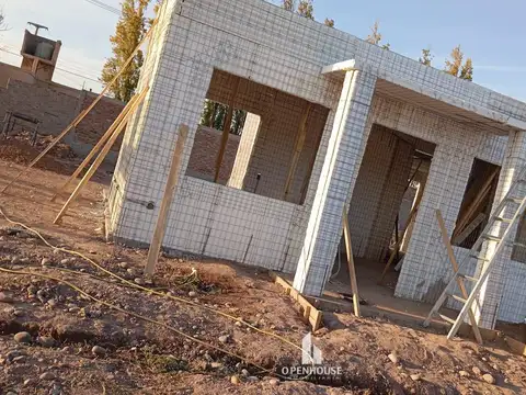 OPENHOUSE vende fabulosa casa a estrenar en Barrio Distrito Alto