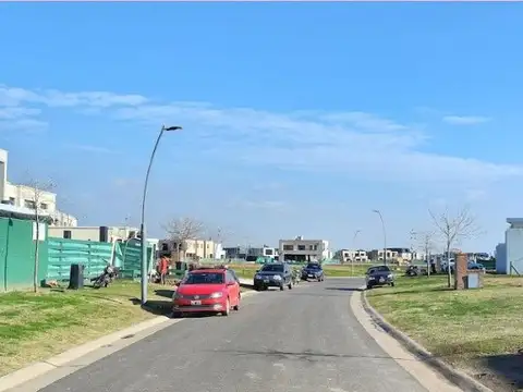Barrio Costas - Puertos del Lago -  Lote 224