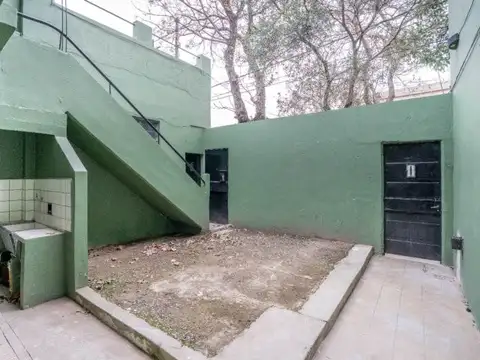 Depto Tipo Casa en Venta 56 años