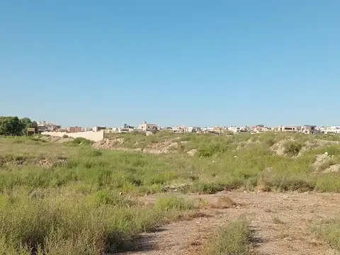 LOTE AMPLIO EL CHALLAO EN VENTA