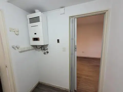 DEPARTAMENTO 2 AMB P.BAJA AL FRENTE CON PATIO