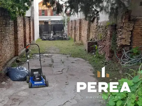 Venta de casa y locales en Avenida San Martin y Moreno