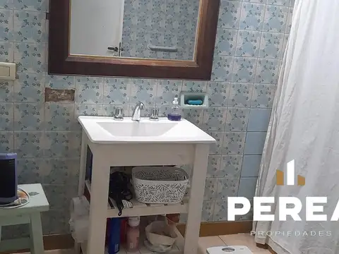 Casa 3 ambientes con 1 baño