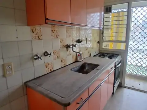 Departamento en Alquiler 50 años