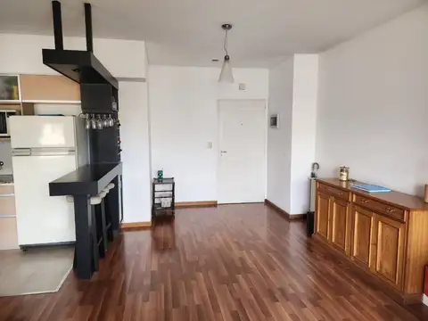 Departamento en Alquiler en Olivos Maipu/Uzal, $ 900.000