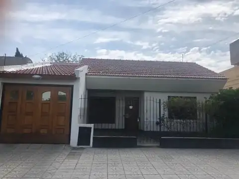 VENTA CASA 3 AMBIENTES CON FONDO, Zona Tablada, Partido de La Matanza, Provincia de Buenos Aires