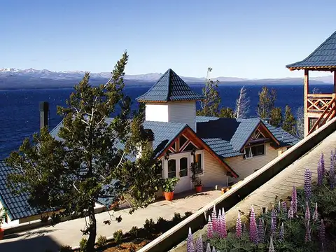 Av, Bustillo al 5400