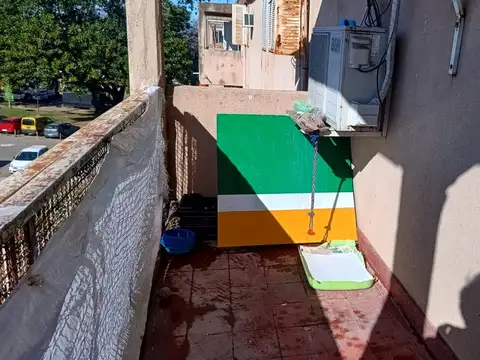 Departamento 5 ambientes con 1 baño