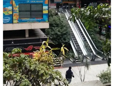 Local en Venta 40 años