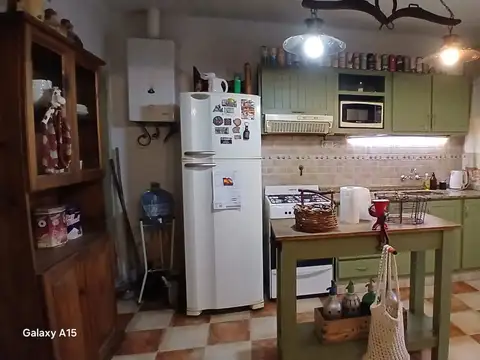 VENTA CASA TALLERES OESTE 4 DORMITORIOS
