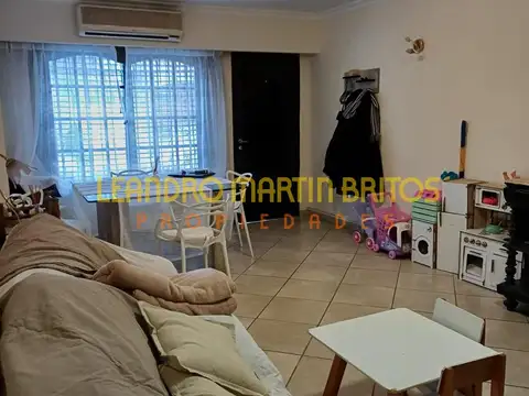 Depto Tipo Casa en Venta con 1 cocheras