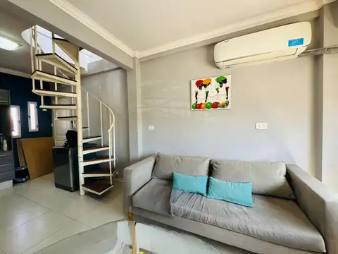 Depto Tipo Casa en Venta de 3 dormitorios